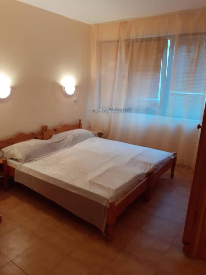 Private Studio Intsaraki - Sveti Vlas Extérieur photo